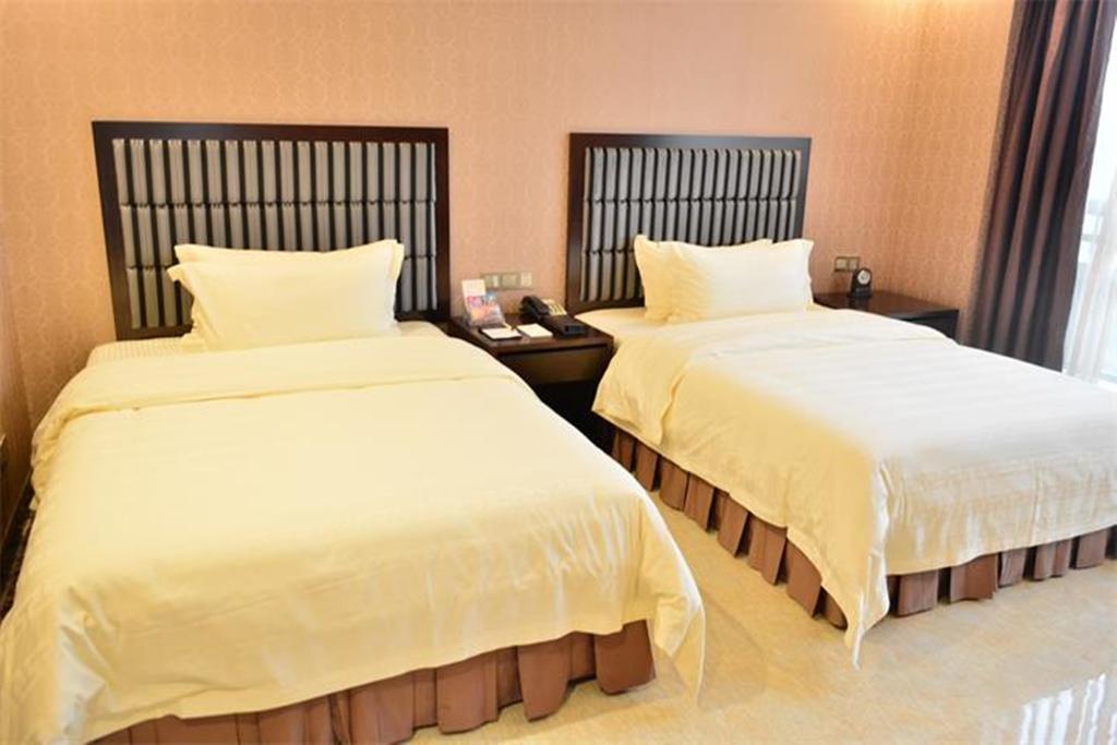 Aimoer Hotel Foshan Room photo